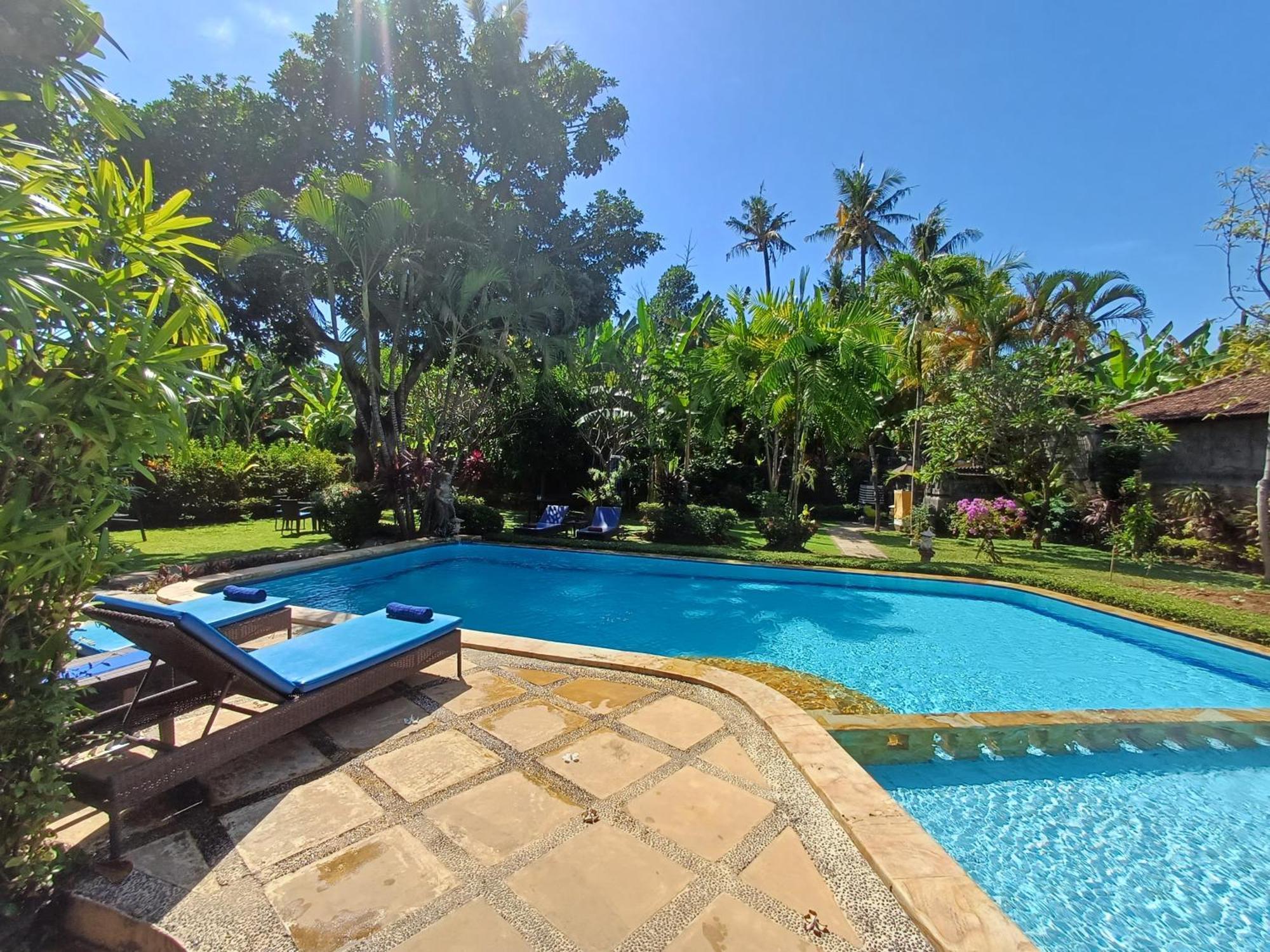 Balinda Rooms & Villa Lovina  Exterior photo