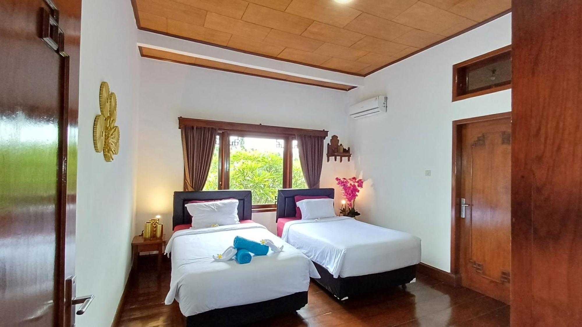 Balinda Rooms & Villa Lovina  Exterior photo
